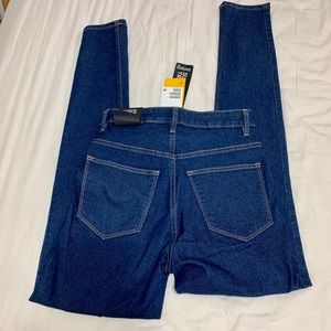 High waisted jeans
